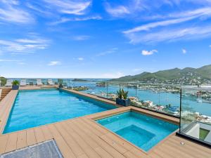 Příroda nedaleko aparthotelu