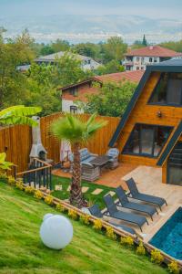 Бассейн в Localita Sapanca или поблизости