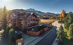 Nespecifikovaný výhled na hory nebo výhled na hory při pohledu z apartmánu