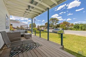 Балкон или терраса в Lano Beach Shack