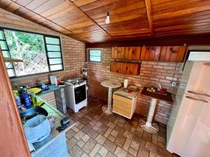 Nhà bếp/bếp nhỏ tại Casa ROOTS