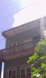 Το κτήριο όπου στεγάζεται  το hostel