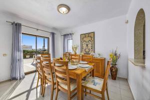 Φωτογραφία από το άλμπουμ του Villa Eira by Villa Plus σε Praia do Carvoeiro