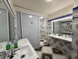 Koupelna v ubytování Anza Lighthouse + 62 fotografií