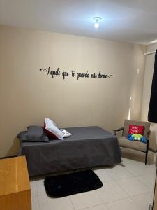 Ένα ή περισσότερα κρεβάτια σε δωμάτιο στο Residencial Orla de Atalaia