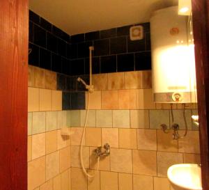 Koupelna v ubytování Guest House Keserovic + 37 fotografií