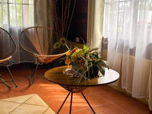 Φωτογραφία από το άλμπουμ του Cabin with private tropical forest σε Tanque +26 φωτογραφίες