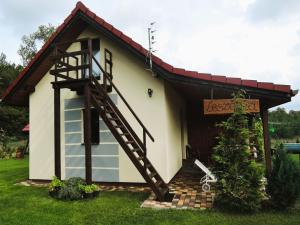 Zahrada ubytování Holiday Home in Kolczewo near Baltic Beaches