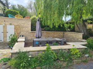 Φωτογραφία από το άλμπουμ του apartment with large garden σε Ifs