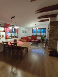 Χώρος καθιστικού στο Domček Tatran