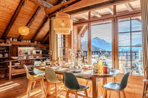 Drinks på Slow Chalet de l'Ourse - Charming old chalet stunning view sauna pets ok