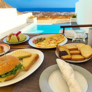 Jídlo v aparthotelu nebo okolí