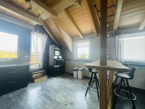 Fotografie z fotogalerie ubytování Holiday apartment with 2 bedrooms v destinaci Argenbühl