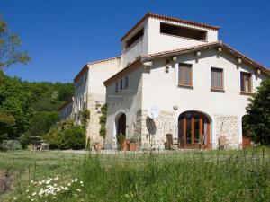 Το κτήριο όπου στεγάζεται  η παραθεριστική κατοικία