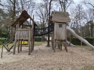 Legeområdet for børn på The Veluwse Forest Cottage