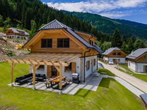 Природа в окрестностях шале