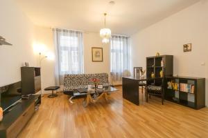 Příslušenství pro přípravu čaje a kávy v ubytování Apartments in Vienna near Schönbrunn & Westbahnhof - Keyless Check-In