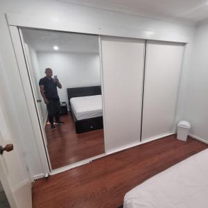 Ένα ή περισσότερα κρεβάτια σε δωμάτιο στο Park Villa in Mulgrave