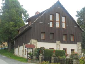 Budova, kde se prázdninový dům nachází