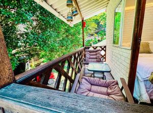 En balkon eller terrasse på APARTAMENTO MINCA SUITE In