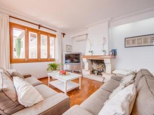 Et opholdsområde på Seafront Luxury Villa Can Torrens