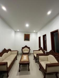 Gallery image of Villa Murah Joglo Sariwangi in Cihanjuang 1