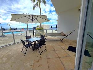 Foto de la galería de Lux Vista Retreat, 2BR, 2BA with terrace and pool en Fort Myers 79 fotos más