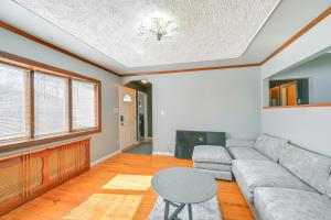 Χώρος καθιστικού στο Private quiet home