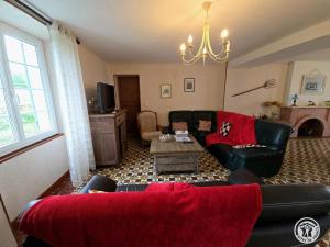 Χώρος καθιστικού στο Grande maison avec piscine privée, parking et animaux acceptés - FR-1-616-505