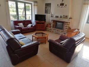 Posezení v ubytování Fermette 3 étoiles, proche du Mans, jusqu'à 14 personnes - FR-1-410-488