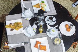 Jídlo v hotelu nebo okolí