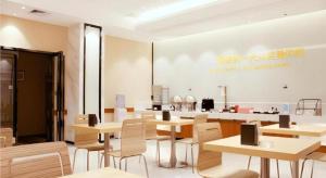 Εστιατόριο ή άλλο μέρος για φαγητό στο City Comfort Inn Zhuhai University Town Tangjiawan Plaza