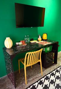 Jídlo v hostelu nebo okolí