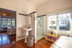 Et opholdsområde på Island Villa- Stay Waiheke