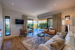 O zonă de relaxare la Moa 30 Runga - Stay Waiheke