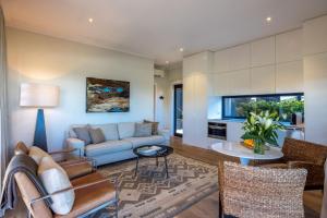 O zonă de relaxare la Moa 30 Runga - Stay Waiheke