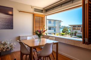 Balkón nebo terasa v ubytování The Sands - Apartment 3 - Stay Waiheke + 12 fotografií