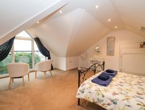 Afbeelding uit fotogalerij van Stylish Felixstowe Apartment with Fabulous Sea Views in Felixstowe +8 foto's