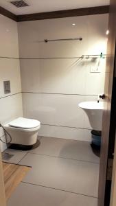 Ένα μπάνιο στο PEARL MAHE +28 φωτογραφίες