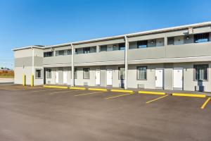 Tòa nhà nơi khách sạn tọa lạc