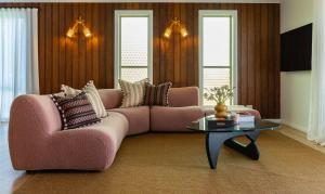 Χώρος καθιστικού στο The Berry Bungalow for 6, Berry