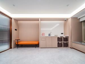 Køkken eller tekøkken på Starway Hotel Chengdu Wuhouci Hongpailou Subway Station + 24 billeder