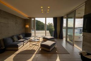 Posezení v ubytování Emerald Ocean Villa