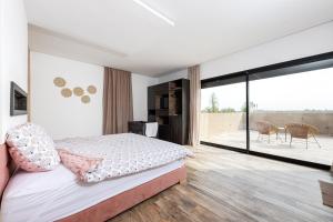 Postel nebo postele na pokoji v ubytování Prestige home + 59 fotografií