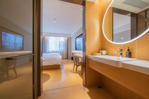 Phòng tắm tại JI Hotel Chengdu 339 TV Tower Center +63 ảnh