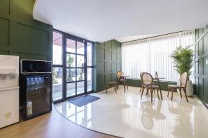 Nhà bếp/bếp nhỏ tại Icon Hotel Gunsan