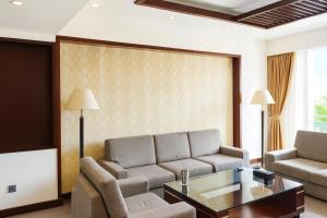 Гостиная зона в Central Hotel