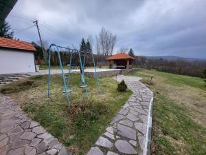 Galería fotográfica de Vila Dolina Mira pored Jerme en Gradište