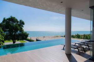 Naturlandskabet i nærheden af lejlighedshotellet