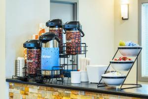 Η κουζίνα ή μικρή κουζίνα στο Comfort Inn & Suites